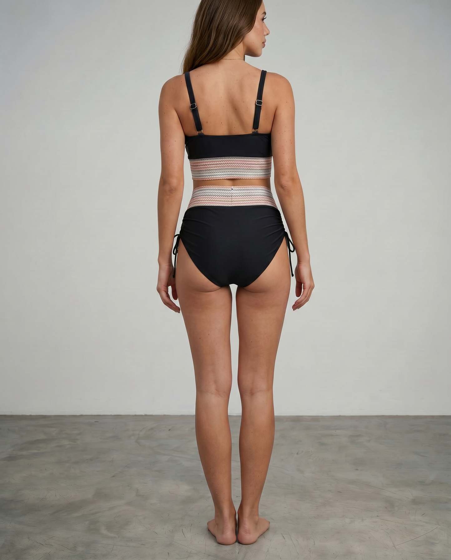 Elara | De Bikini Die Je Buik Plat Houdt