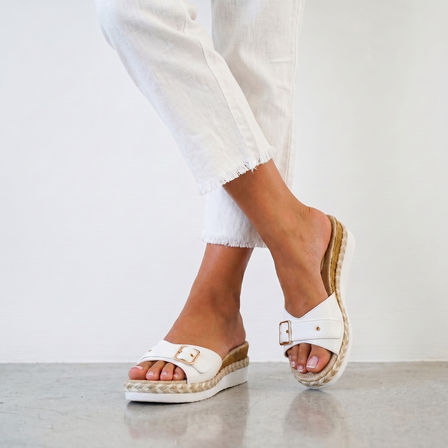 Masha Lu | Sleehak Slippers